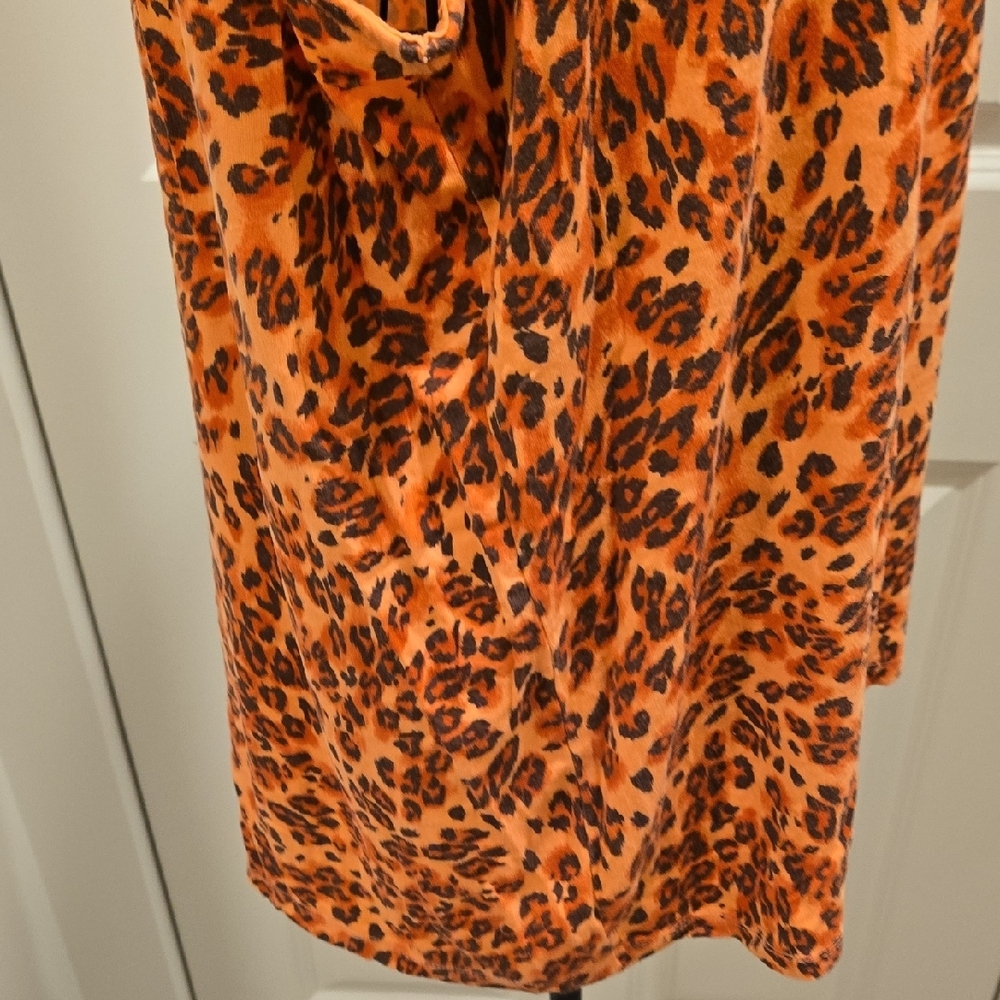 ❤️EUC Torrid Orange Leopard Print Tank Top - Picture 8 of 11